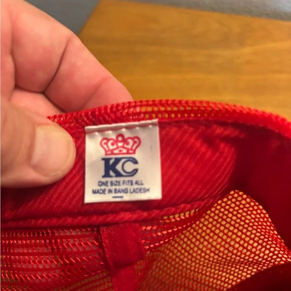 Rainier Amboy Territorial Days 1995 Red & White Trucker Hat - Picture 2 of 4